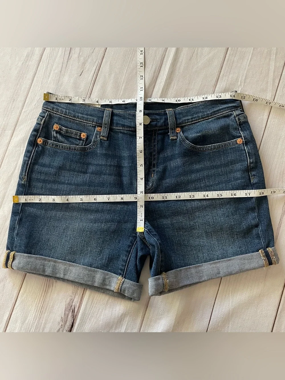 Gap 5” Mid Rise Denim Shorts Women’s 25 | 0 Blue Cuffed Stretch Casual Preppy